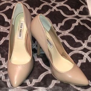 Steve Madden Galleryy Pumps